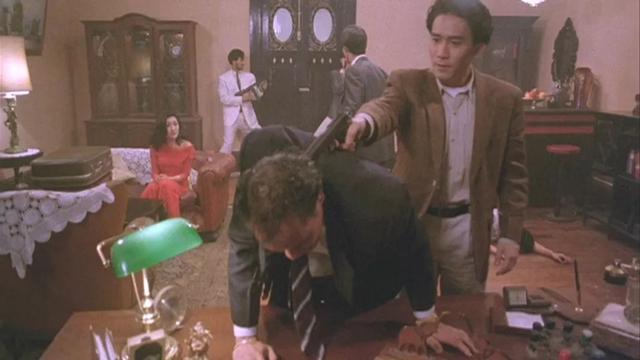 悲情!1990年,吴宇森砸重金拍了这部枪战片,上映17天后惨遭下架